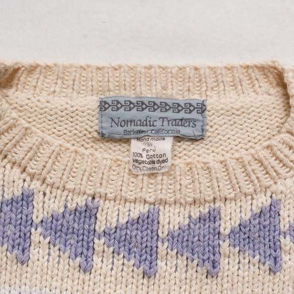 Nomadic Traders  long sleeve women's sweater size M - Like new - Picture 3 of 3